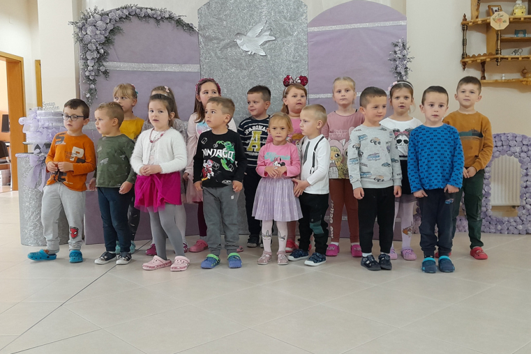 Majčin dan u Dječjem vrtiću „Bregunica“