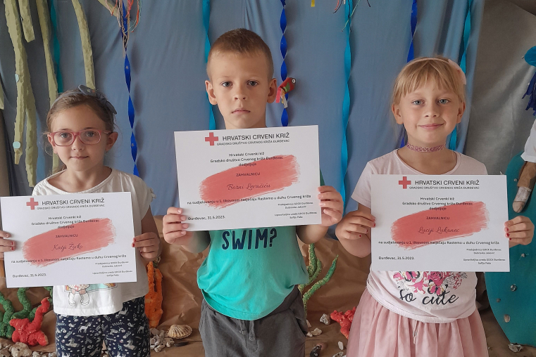 Predškolci sudjelovali na 1. likovnom natječaju „Rastemo u duhu Crvenog križa“