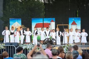 IMG-271c372328d6a4b7051d43d4a4d69ec3-V